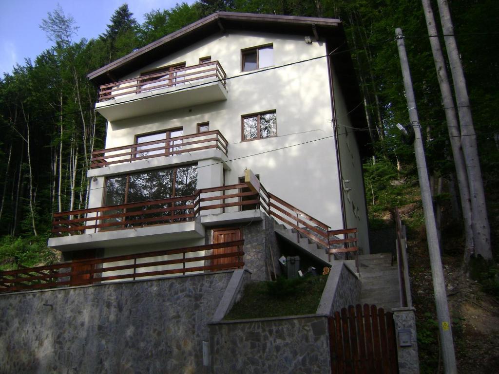 Hotel Casa Anotimpuri Sinaia Exterior foto